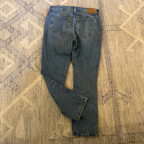 Madewell The Mid-Rise Perfect Vintage Jean in Ainsdale Wash ND511 - Picture 6 of 11